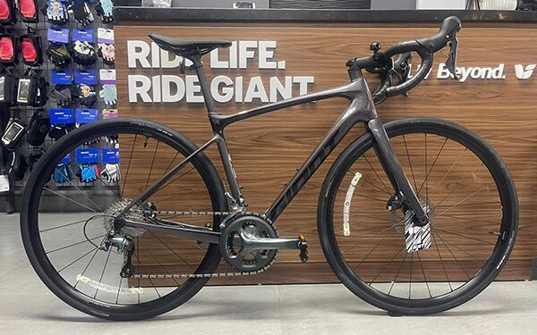 Xe đạp đua Giant DEFY ADV E 2023***